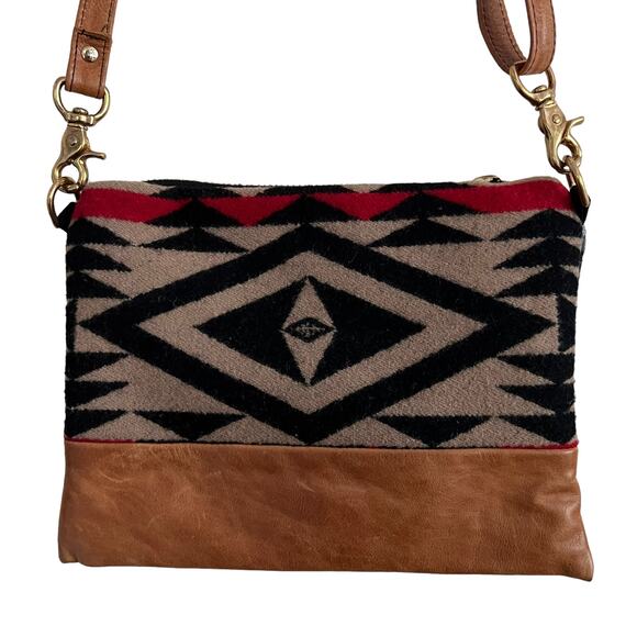 Rais Cane Vida Crossbody Bag with Pendleton Wool and Leather - Picture 8 of 14